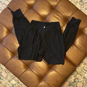 Lululemon black joggers